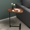 Mesa de café de madera pequeña y conveniente