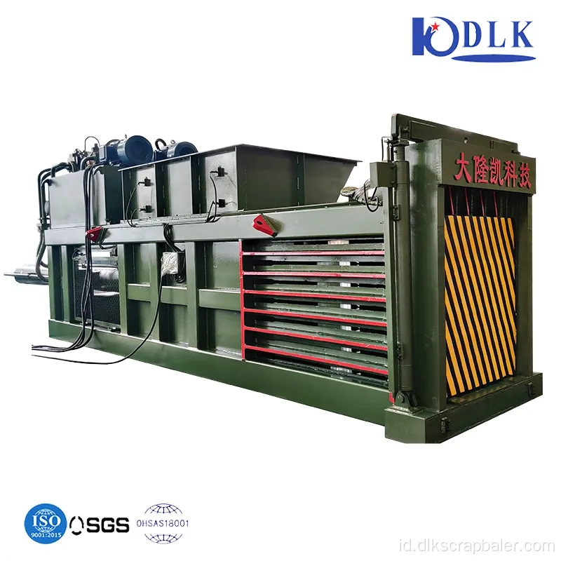 Film Plastik Kertas Horizontal Baler Hidrolik
