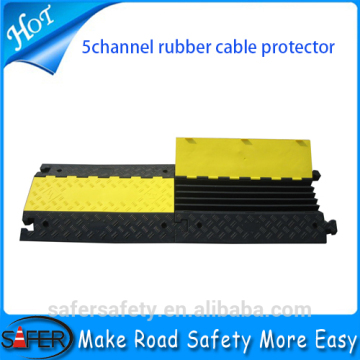 2014 new style made in china competitive price rubber wire protector