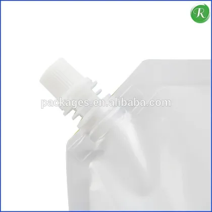 Alibaba china custom plastic rum runner wine spout flask/rum runner flask