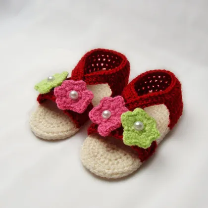 Red dark baby girl shoes crochet baby sandals handmade