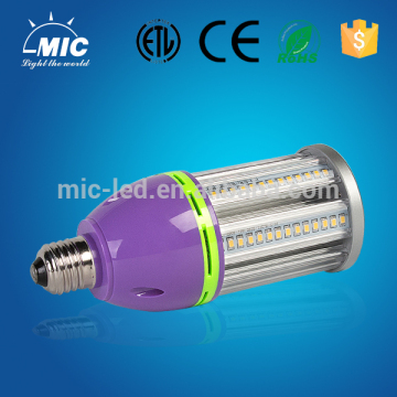Shenzhen Nouvelle arrivée 98 LEDS 2700K 18W