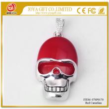 Colgante de calavera de piedra semipreciosa de cornalina roja