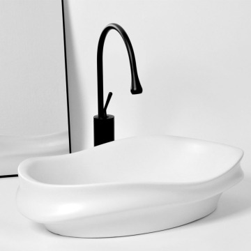 Basino per lavaggio a mano in ceramica: nuove tendenze del bagno controsoffitto