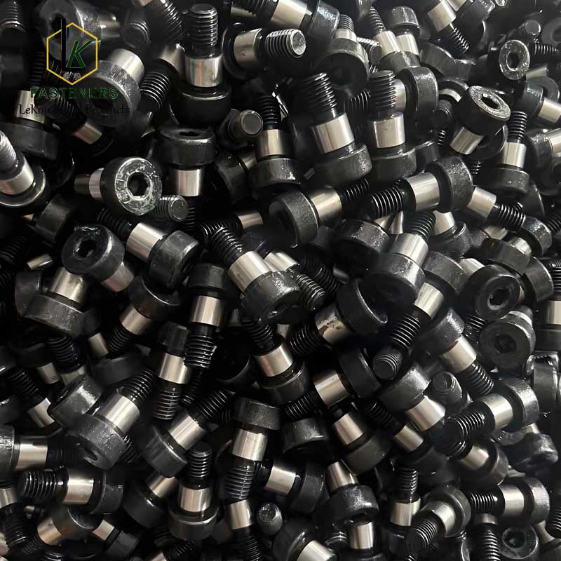 Alloy Steel Hexagon Socket Head Shoulder Screws 4