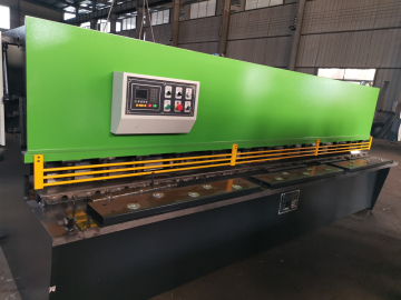 QC12Y-12×3200 Hydraulic Shearing Machine