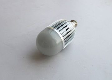 25 Degree 75 Cri E27 90 - 240v Ip20 12w Globe Led Bulbs For Merchandising Lighting