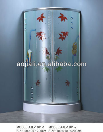 design glass of shower enclosure