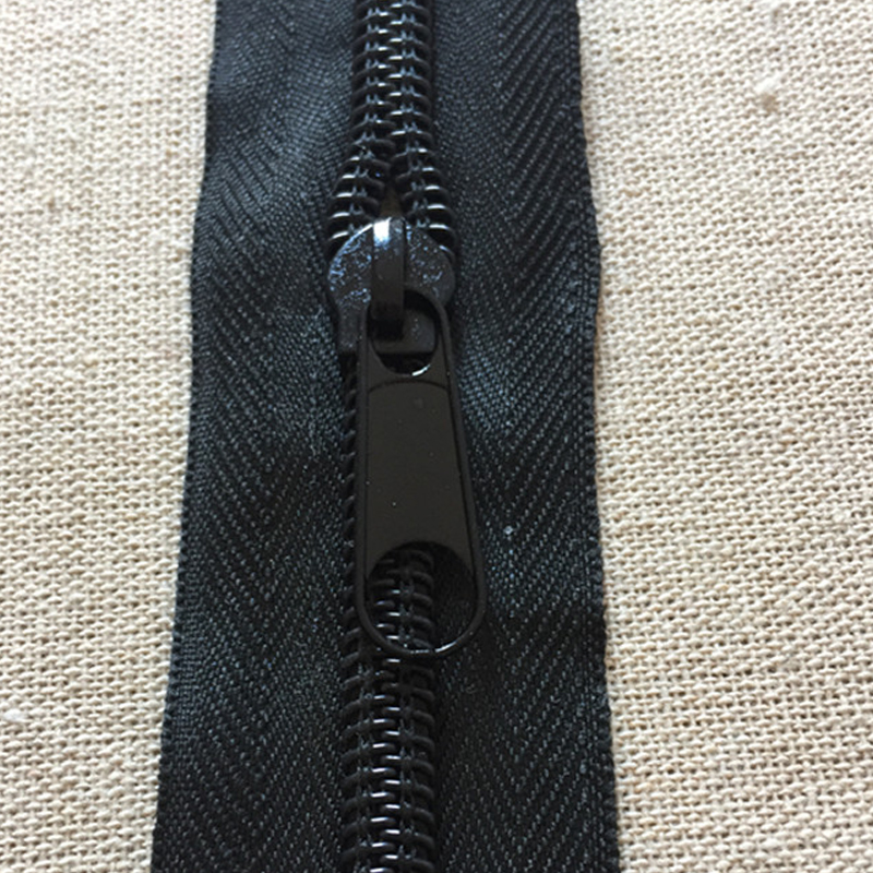 Customized zipper DZ-2-2