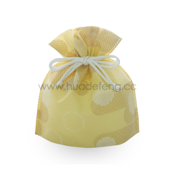Non-woven Yellow dots Pattern Japan Style Drawstring Bag