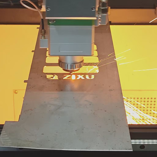 Máquina de corte a laser de grande precisão fechada 3000W