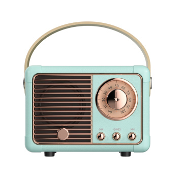 Altavoz de Bluetooth de radio retro vintage con anticuado