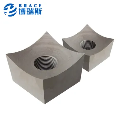 Cemented carbide blades for shredder