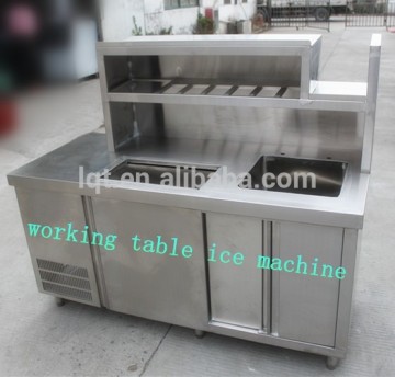 Multifunctional work table ice machine for restaurant