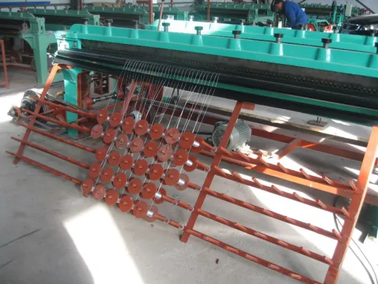 Hexagonal mesh machine
