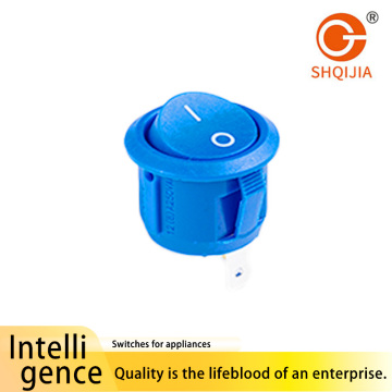 Interruptor basculante pequeño estándar en la serie R13-1