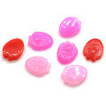 Ausgefallene Mini-Erdbeer-geformte Harz Cabochon Red Pink Fruit dekorative Perlen Schleim handgemachte Bastelarbeiten Ornamente