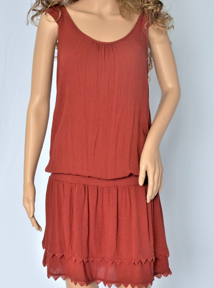 Sleeveless Knee-length dress Sleeveless Knee-length dress