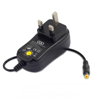 Universal AC/DC Power Adapter