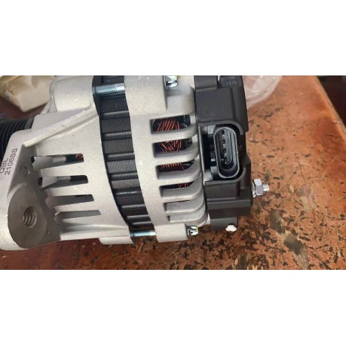 D53A-17 Alternador 600-825-3151 Peças sobressalentes de escavadeira