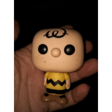 Original Funko pop Secondhand Peanuts - Charlie Brown Vinyl Action Figure Collectible Model Loose Toy No Box