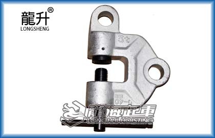 Horizontal steel lifting clamps application