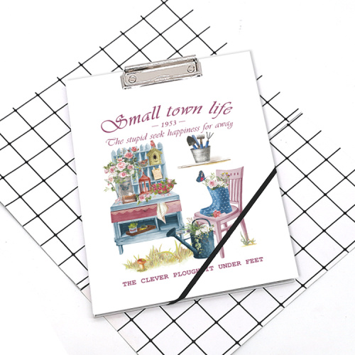 Portapapeles A4 de estilo de vida de pueblo pequeño con cuaderno