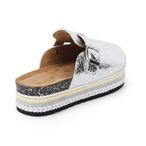 Chic Mule Closed-Toe Sandals