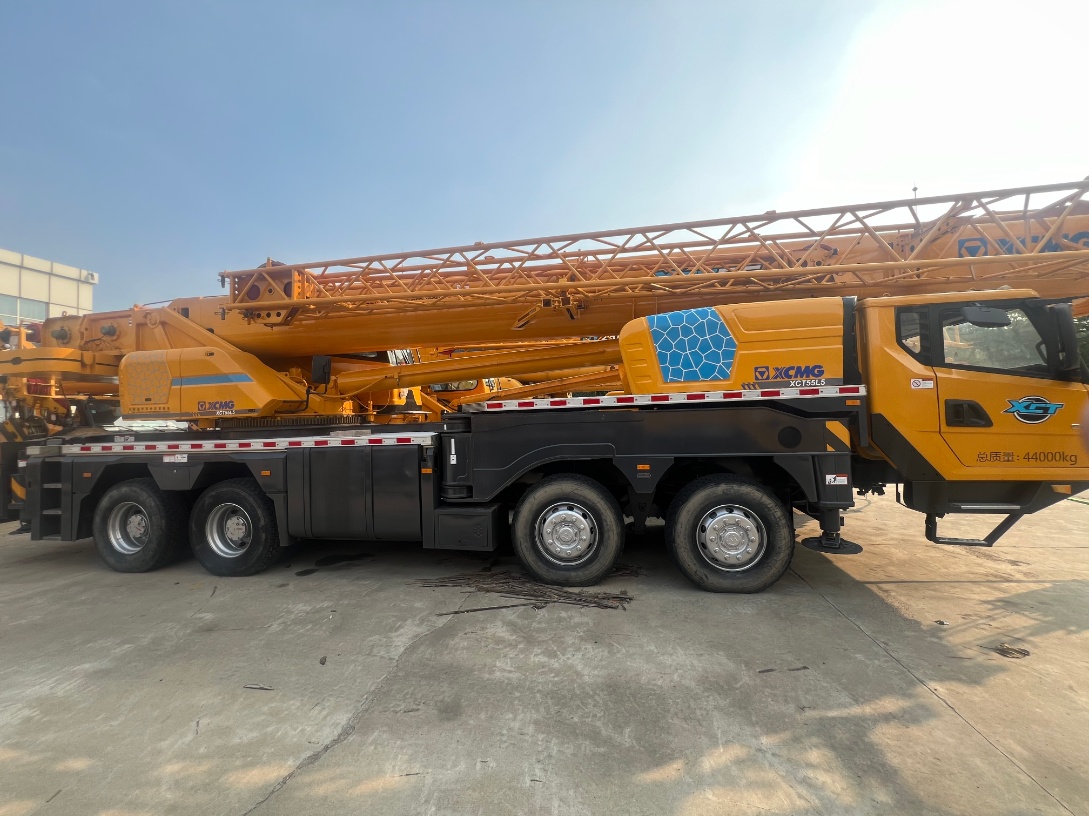 Used mobile crane truck XCT55L5 XCMG truck crane