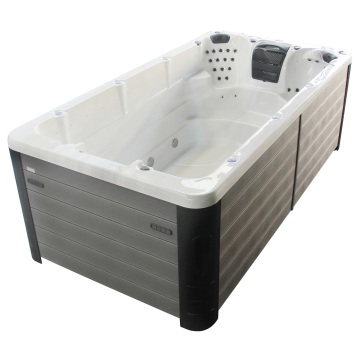 Luxury 2 person swimming pool with Balboa