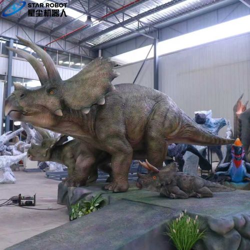 Kombinasi triceratops animatronik yang realistis untuk dijual