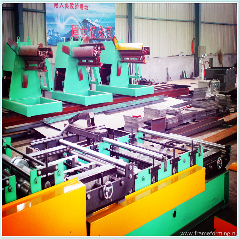 Metal roof panel sheet roll forming machine