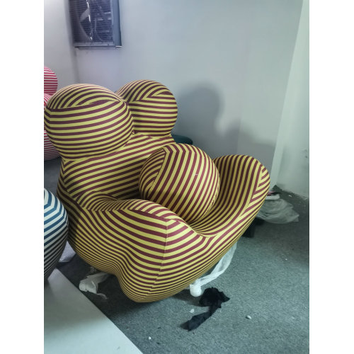 Designer Furniture Gaetano Pesce Up5 Chair And ottoman