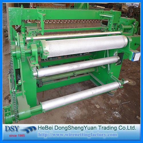 New Type Welded Wire Panel Fence Machine