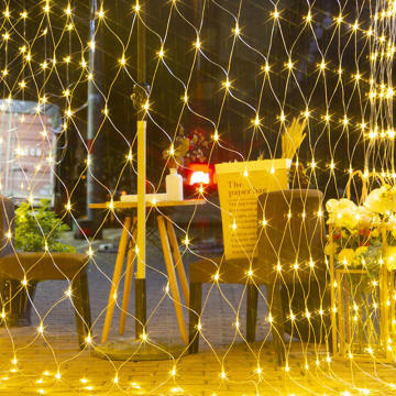Indoor Holiday Decoration: Battery Operated Commercial String Christmas Lights