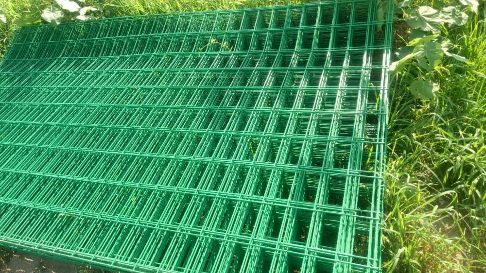 Green Coated Wire Fence Panels