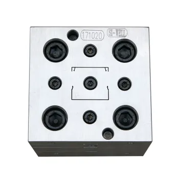 Best Price 2024 Plastic Electrical Cable Trunking Mould in Various Sizes: PVC Cable Trunking Mould