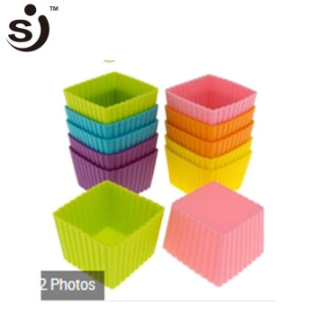 Chinese Supplier Cheap Price Square Mini Silicone Cupckae Liners Mould
