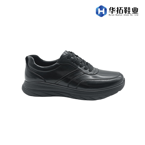 Bărbați eleganti, de ultimă generație, confortabile, din piele, casual