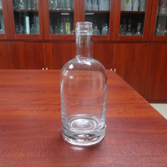 China super white glass screw top bar top round clear whiskey bottles 750ml