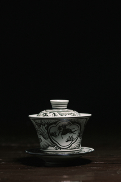 Hand painted bowl with peony pattern