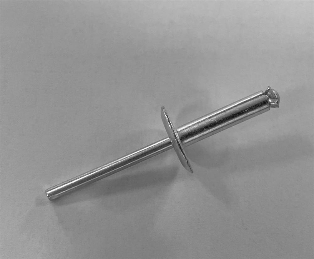 Rivapa de cáscara de aluminio/acero de 3.0 mm con brida de 9.5 mm