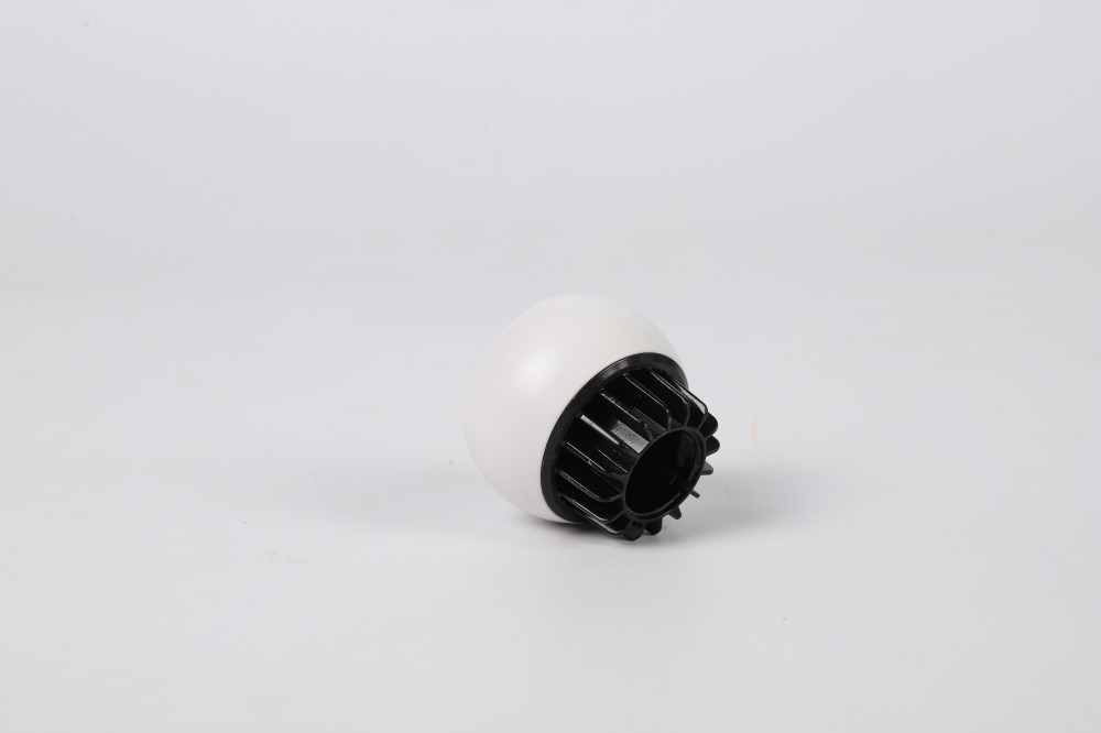 Small spotlight housing