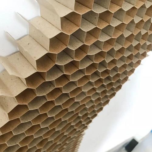 Soluciones de placas celulares personalizadas para el transporte