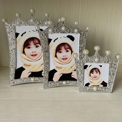 Resin Imperial Crown Flower Photo Frames Art Decoration Studio