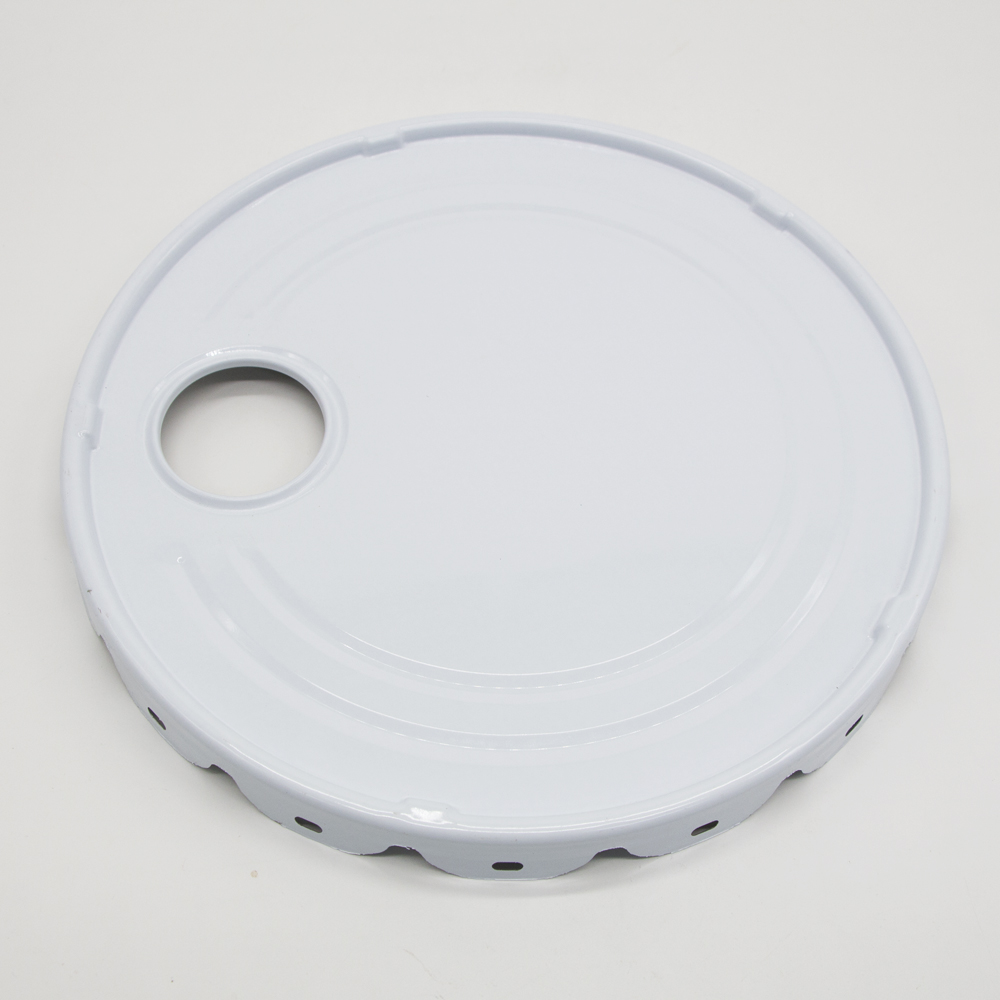 Metal Bucket with lacy and metal Lid