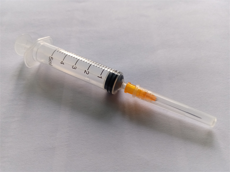 Disposable Plastic Syringe