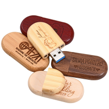 Bulk USB rotondo classico in legno