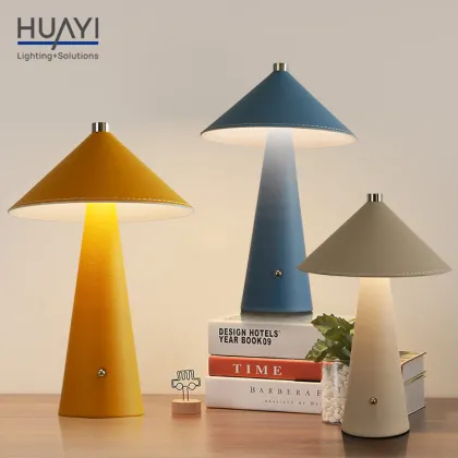 HUAYI Chinese Design Metal Luxury LED Table Lamp