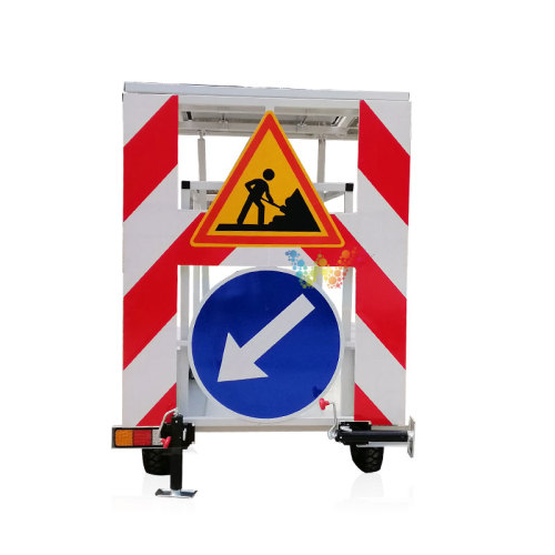 trailer Vehicle-oriented traffic arrow indicator sign board